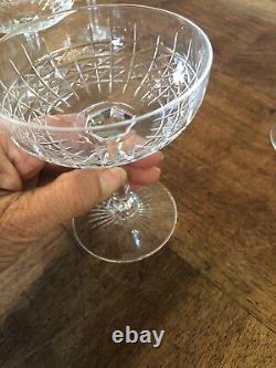 5 ÉLÉGANTES COUPES A CHAMPAGNE EN CRISTAL DE SAINT LOUIS, modèle ROLAND