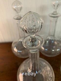 5 carafes taillées en cristal de Baccarat saint Louis (prix à la pièce)