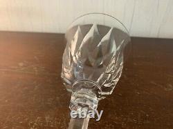 5 verres à vin taillé en cristal de Saint Louis (prix à la pièce)modèle2