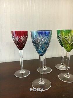 5 verres couleur modèle Chantilly en cristal de Saint Louis (prix à la pièce)