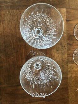 6 ÉLÉGANTS VERRES A VIN EN CRISTAL DE SAINT LOUIS, modèle ROLAND (H 13,3 cm)