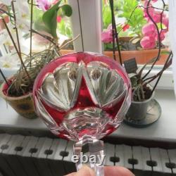 6 coupe a champagne de couleur rouge en cristal de saint louis modèle beaufort