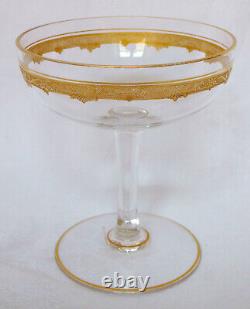 6 coupes à champagne cristal de St Louis modèle Roty gravé et doré
