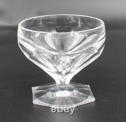 6 coupes à champagne en cristal de Saint Louis modèle Poincaré