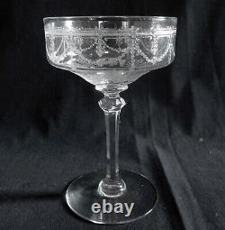 6 coupes à champagne en cristal de St Louis, modèle Anvers (prix du lot)
