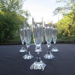 6 flûtes à champagne en cristal de saint louis modèle Chambord signé H 22,5