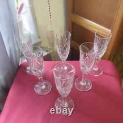 6 flûtes à champagne en cristal saint louis modèle chantilly signée L 2