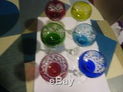 6 très beaux verres en cristal de st louis de couleur 2 signés avec etiquettes