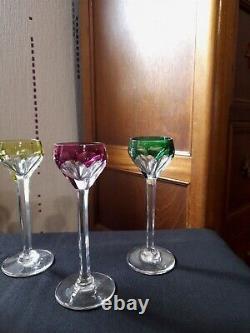 6 verres à liqueur cristal de st louis modèle Bristol de 6 couleurs H 13,3 cm