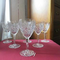 6 verres à vin blanc en cristal saint louis ou baccarat richement taillé H 13,5