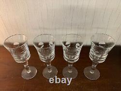 6 verres à vin blanc modèle Cosmos en cristal de Saint Louis (prix à la pièce)
