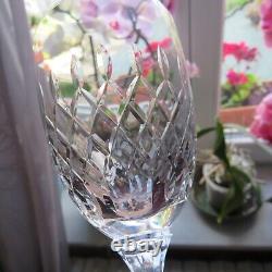 6 verres a vin cristal de saint louis signé modèle Messine H 13 cm
