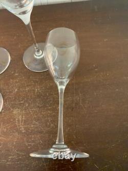 6 verres à vin en cristal de Saint Louis (prix à la pièce)