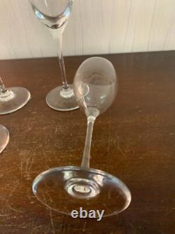 6 verres à vin en cristal de Saint Louis (prix à la pièce)