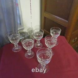 6 verres a vin en cristal de saint louis modèle trianon H 10,7 cm L 2