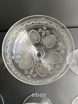 8 Coupe A Champagne En Cristal Gravé Saint Louis Modèle Pasteur Baccarat