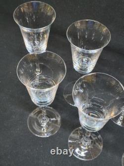 8 Verres A Pied En Cristal Fin A Porto ou liqueur Baccarat / Saint Louis