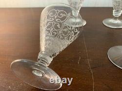 8 verres à vin à volutes modèle Lisieux en cristal Saint Louis (prix à la pièce)