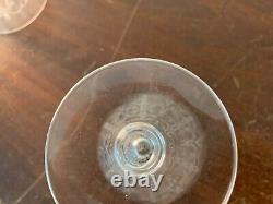 8 verres à vin à volutes modèle Lisieux en cristal Saint Louis (prix à la pièce)