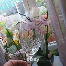 8 verres a vin cristal de saint louis modèle Massenet signé h 13 cm