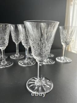 9 Verres A Vin En Cristal Taille Modelé Tarn St Louis Signe