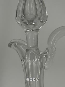 Aiguière Saint-Louis en cristal taillé avec bouchon