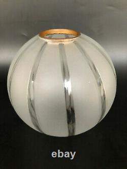 Ancien Globe Lampe Petrole Cristal Gravé Baccarat Saint Louis