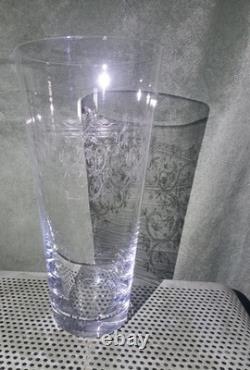 Ancien grand vase en cristal taillé / gravé Baccarat ST Louis autre