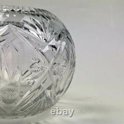 Ancien vase boule en cristal de Saint Louis, modèle'boule à fleur', de 1950