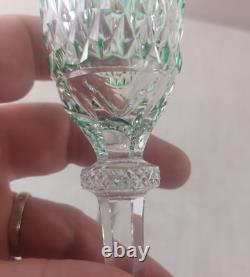 Ancien verre / flûte champagne, cristal vert, style Tommy de Saint Louis
