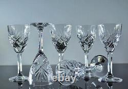 Anciennes 6 Verres A Vin En Cristal Taille Modelé Chantilly St Louis Non Signe