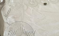 Anciens 12 verres à vin en cristal signé Saint Louis modèle Liane