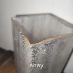 Beau vase Art Nouveau au chardon en Cristal Baccarat ou Saint Louis dégagé