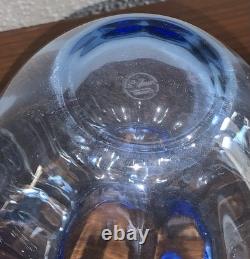 Beau vase boule bleu en cristal de Saint Louis signé