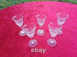 Belle Serie De 5 Verres A Liqueur En Cristal De Saint Louis Modele Tommy