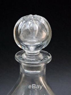 Belle carafe en cristal de Saint Louis signé
