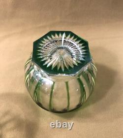 Boite / bonbonnière en cristal overlay doublé vert SAINT LOUIS 18 cm no verre