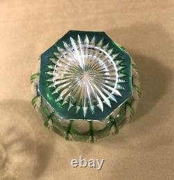 Boite / bonbonnière en cristal overlay doublé vert SAINT LOUIS 18 cm no verre