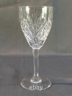 CRISTAL de SAINT-LOUIS 12 verres a Vin rouge modele CHANTILLY 17,5 cm