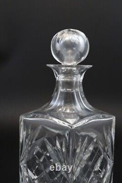 Carafe à Whisky en cristal de Saint Louis signée modèle Chantilly H 25 cm