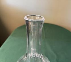 Carafe à vin en cristal Saint Louis signée Modèle Saint Cloud H 29 cm