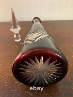 Carafe à vin en cristal de Nancy ou Saint Louis