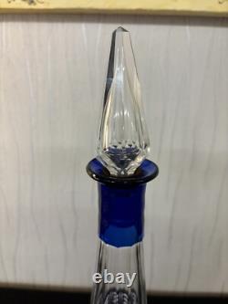Carafe à vin overlay bleu en cristal Saint Louis ou Nancy