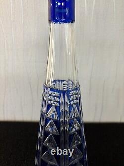 Carafe à vin overlay bleu en cristal Saint Louis ou Nancy
