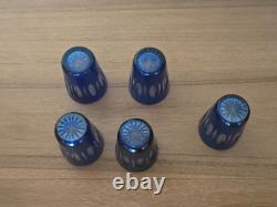 Carafe cristal taillé St Louis verres liqueur bleu cobalt Baccarat