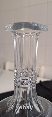 Carafe en cristal Saint Louis. Modèle Tommy. Bouchon non d'origine