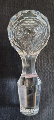 Carafe en cristal Saint Louis. Modèle Tommy. Bouchon non d'origine