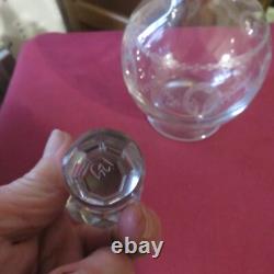 Carafe en cristal de saint louis modèle noël gravure 3540