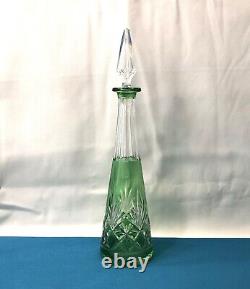 Carafe overlay en cristal taillé doublé vert SAINT LOUIS modèle MASSENET 32 cm