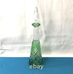 Carafe overlay en cristal taillé doublé vert SAINT LOUIS modèle MASSENET 32 cm
